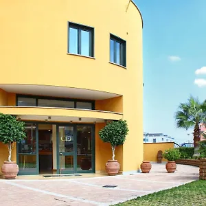 City Hotel Hotel